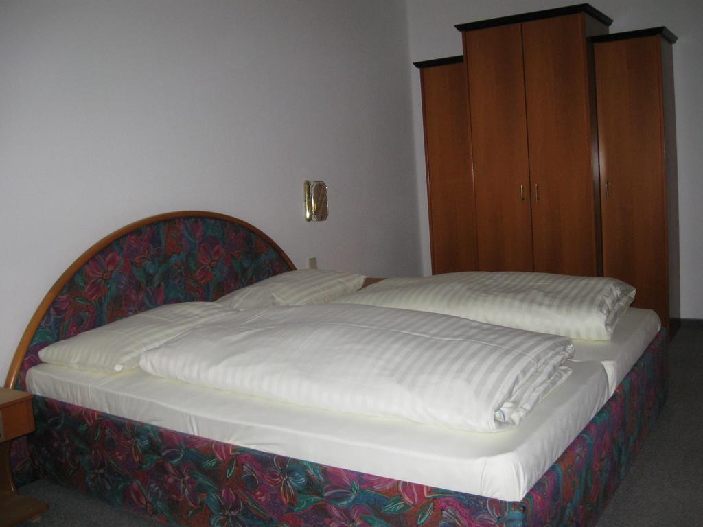 Holiday Apartments Warmbad Villach Quarto foto